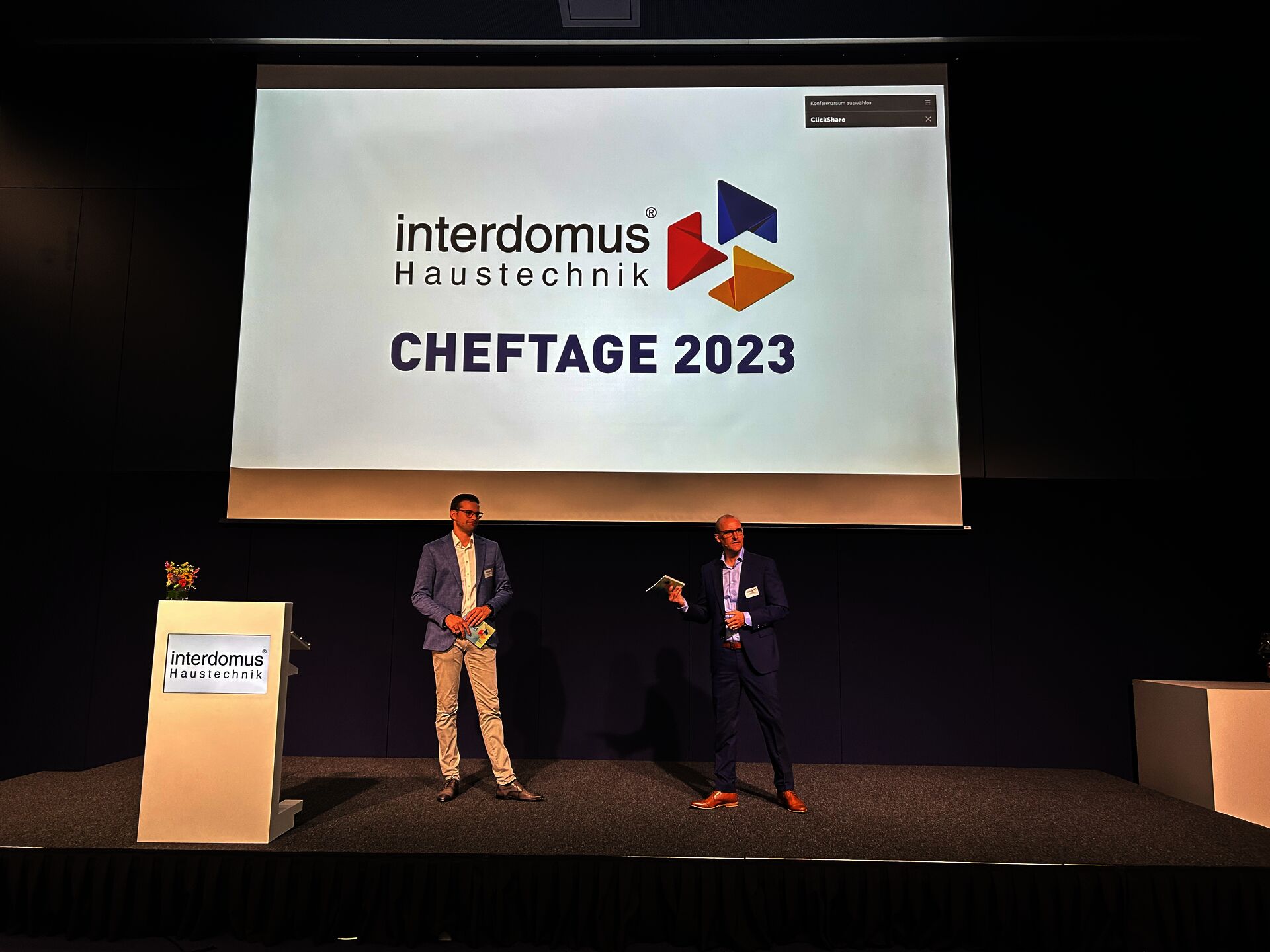 Stefan Ehrhard und Marcel von Zons moderierten die 30-sten Cheftage von interdomus Haustechnik