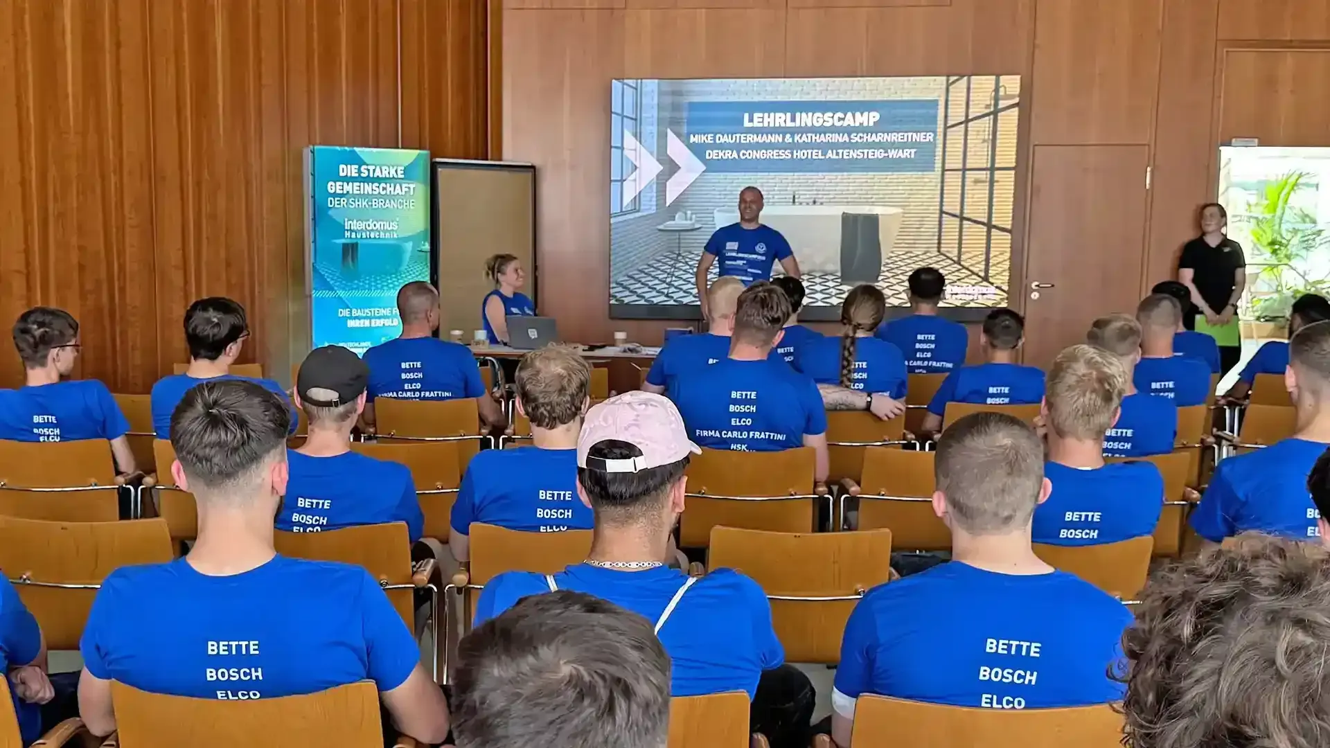 Foto einer Weiterbildung bei interdomus Haustechnik